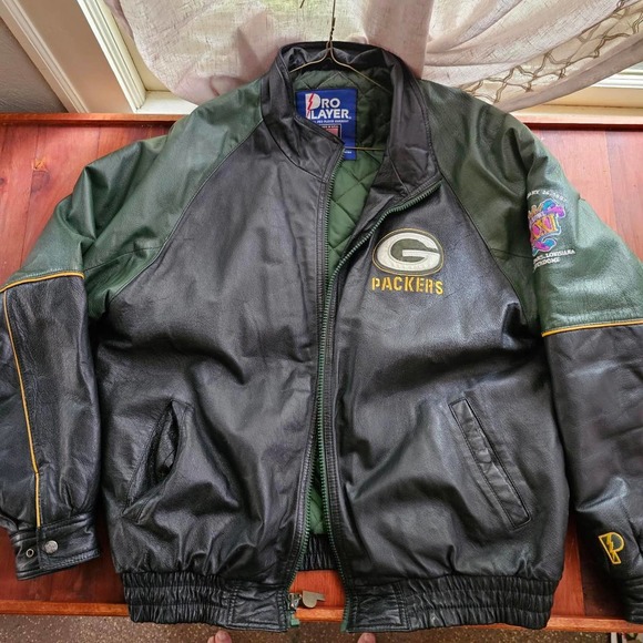 Incredible! Genuine Leather 1990s Green Bay Packers Pro Player NFL Jacket XGD